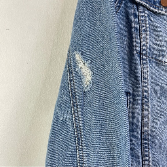 Blank NYC Heavily Distressed Fitted Denim Jacket NWT Size M - Picture 7 of 13